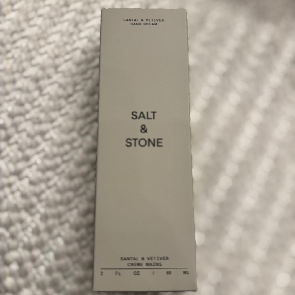 Salt & Stone Santal & Vetiver Hand Cream - Cream - Picture 10 of 11